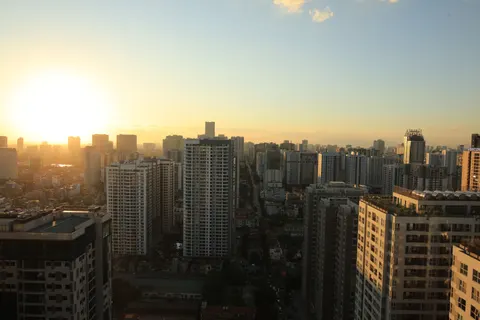 Rooftop View 4K Wallpaper · city · 3840×2560