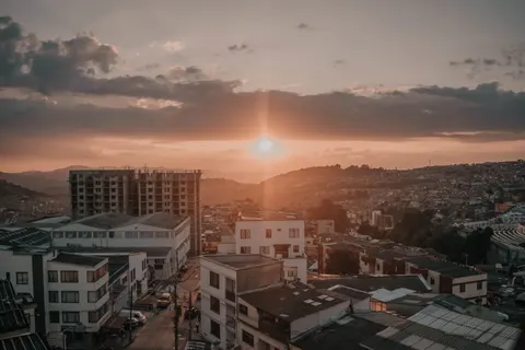 Rooftop View 4K Wallpaper · city · 3840×2560