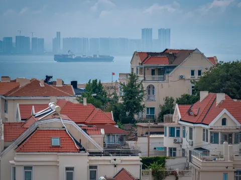 Rooftop View 4K Wallpaper · city · 3840×2882