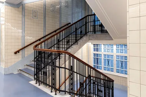 Spiral Staircase 4K Wallpaper · architecture · 3840×2560