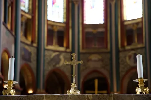 Cathedral 4K Wallpaper · architecture · 3840×2541