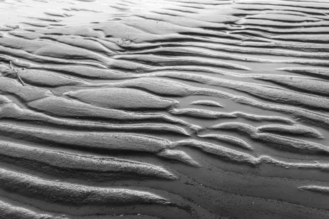 Fond d'écran Ondulations de sable 4K · minimal · 3840×2560