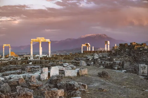 Roman Ruins 4K Wallpaper · architecture · 3840×2560