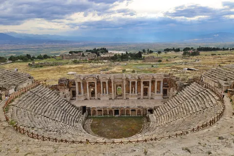 Roman Ruins 4K Wallpaper · architecture · 3840×2560