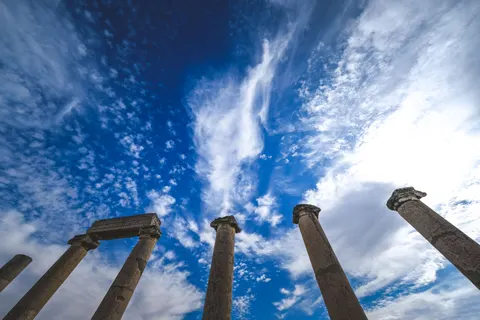 Greek Temple 4K Wallpaper · architecture · 3840×2560