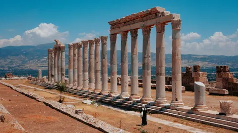 Greek Temple 4K Wallpaper · architecture · 3840×2159