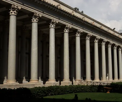 Greek Temple 4K Wallpaper · architecture · 3840×3219