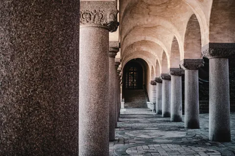 Greek Temple 4K Wallpaper · architecture · 3840×2560