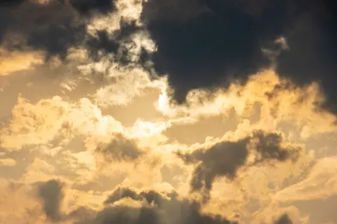 Dramatic Sky 4K Wallpaper · nature · 3840×2560