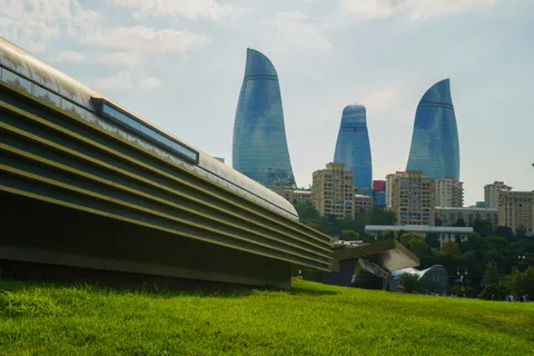 Futuristic Facade 4K Wallpaper · architecture · 3840×2560