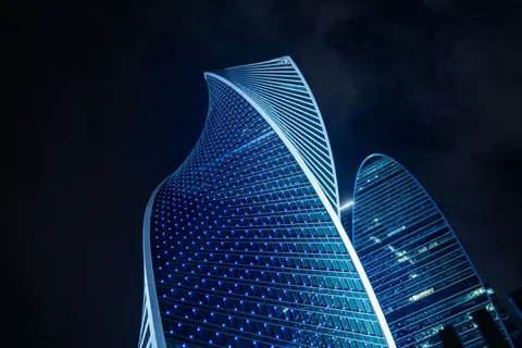Futuristic Facade 4K Wallpaper · architecture · 3840×2560