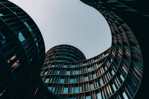 Futuristic Facade 4K Wallpaper · architecture · 3840×2560