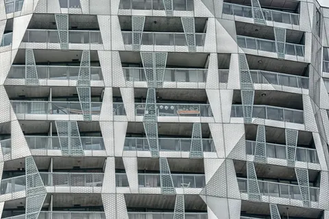 Futuristic Facade 4K Wallpaper · architecture · 3840×2560