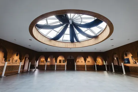 Glass Dome 4K Wallpaper · architecture · 3840×2560