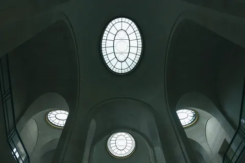 Glass Dome 4K Wallpaper · architecture · 3840×2561