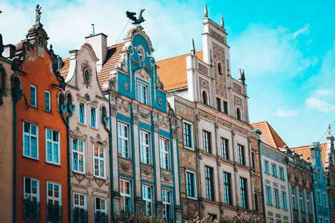 Colorful Houses 4K Wallpaper · architecture · 3840×2560
