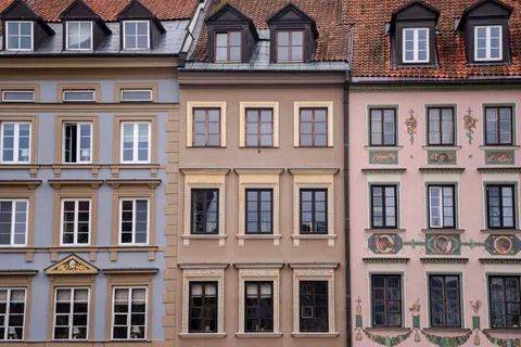Colorful Houses 4K Wallpaper · architecture · 3840×2563