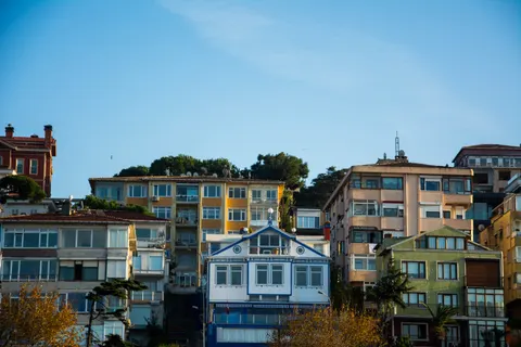 Colorful Houses 4K Wallpaper · architecture · 3840×2560