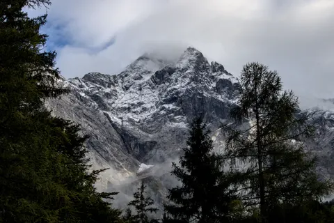 Matterhorn 4K Wallpaper · mountains · 3840×2556