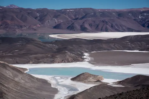 The Andes 4K Wallpaper · mountains · 3840×2560