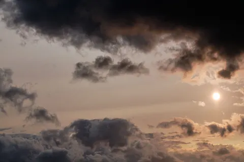 Papel de parede Céu dramático 4K · nature · 3840×2560