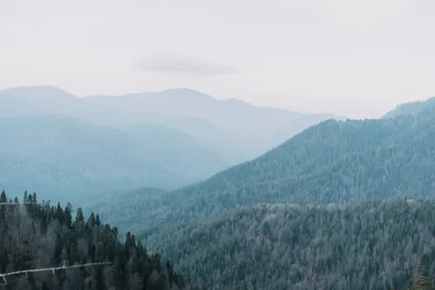 Fond d'écran Montagnes 4K · mountains · 3840×2560