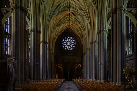Cathedral 4K Wallpaper · architecture · 3840×2563