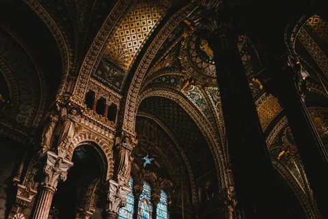Cathedral 4K Wallpaper · architecture · 3840×2560