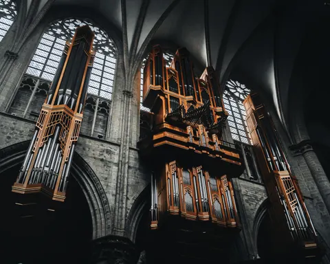 Cathedral 4K Wallpaper · architecture · 3840×3072