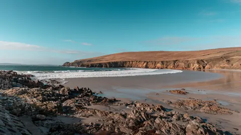 Rocky Shore 4K Wallpaper · ocean · 3840×2160