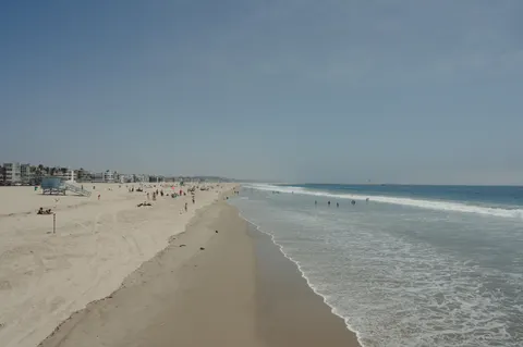 Strand van bovenaf 4K-achtergrond · ocean · 3840×2555