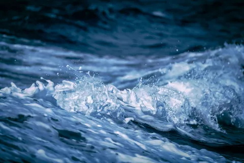 Stormy Sea 4K Wallpaper · ocean · 3840×2560