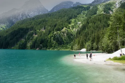 Clear Lagoon 4K Wallpaper · ocean · 3840×2554