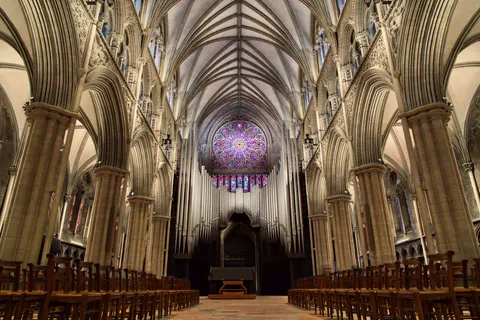 Cathedral 4K Wallpaper · architecture · 3840×2561