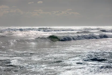 冲浪海浪 4K壁纸 · ocean · 3840×2560