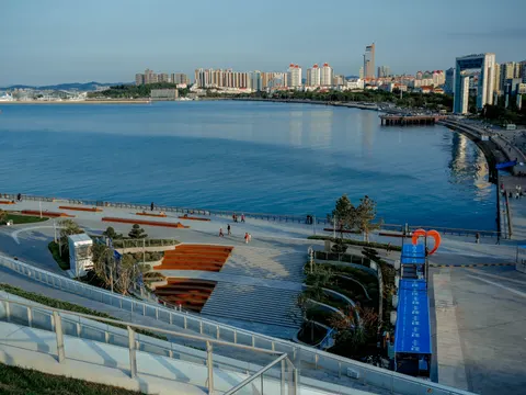 Coastal Harbor 4K Wallpaper · ocean · 3840×2882