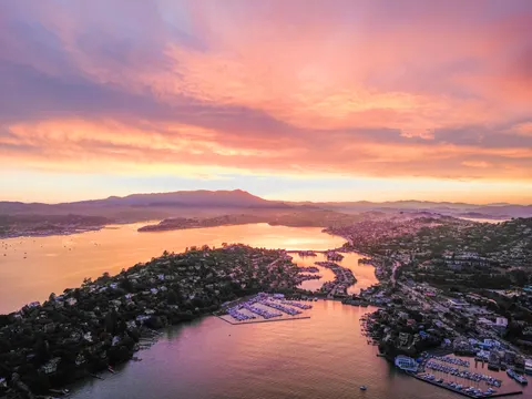 Coastal Harbor 4K Wallpaper · ocean · 3840×2880