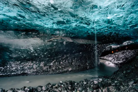 Sea Cave 4K Wallpaper · ocean · 3840×2560