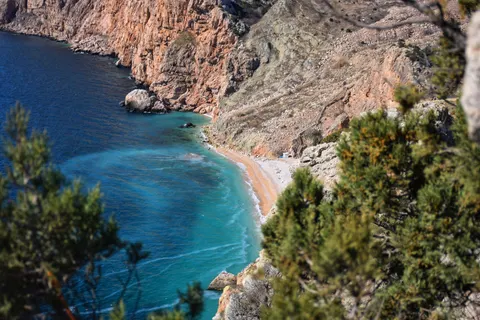 Turquoise Coast 4K Wallpaper · ocean · 3840×2560