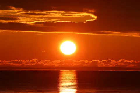 शांत समुद्र 4K वॉलपेपर · ocean · 3840×2561