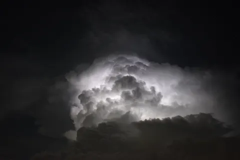 Fond d'écran Ciel d'orage 4K · nature · 3840×2560