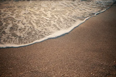 Sea Foam 4K Wallpaper · ocean · 3840×2560