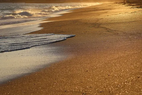Sea Foam 4K Wallpaper · ocean · 3840×2560