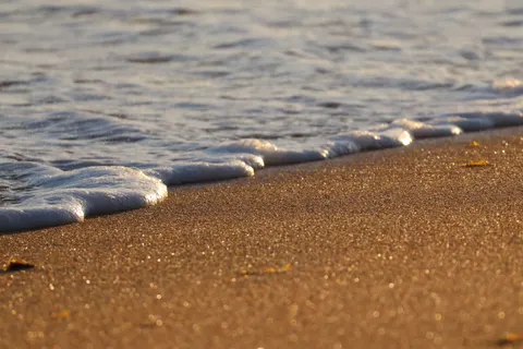 Sea Foam 4K Wallpaper · ocean · 3840×2560