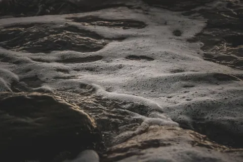 समुद्री झाग 4K वॉलपेपर · ocean · 3840×2560