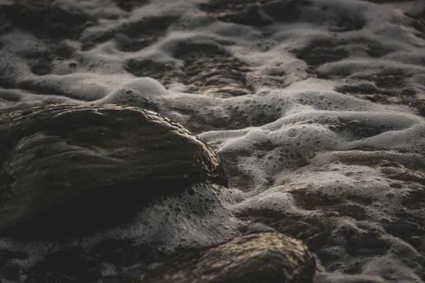 Sea Foam 4K Wallpaper · ocean · 3840×2560