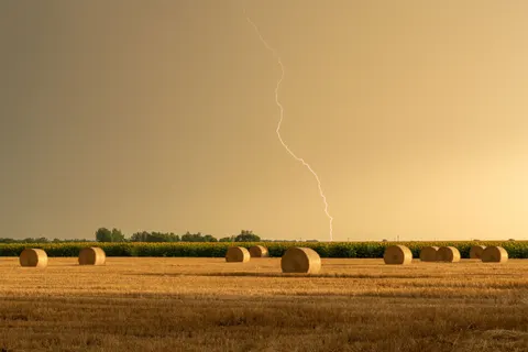 Fondo de pantalla Cielo tormentoso 4K · nature · 3840×2560