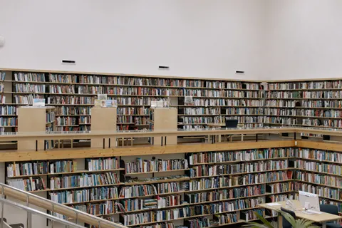 Grand Library 4K Wallpaper · architecture · 3840×2560