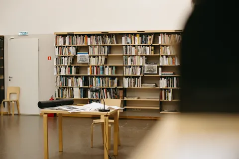 Büyük Kütüphane 4K Duvar Kağıdı · architecture · 3840×2560
