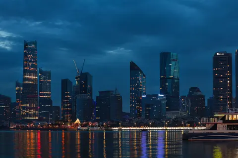 City Skyline at Night 4K Wallpaper · city · 3840×2560